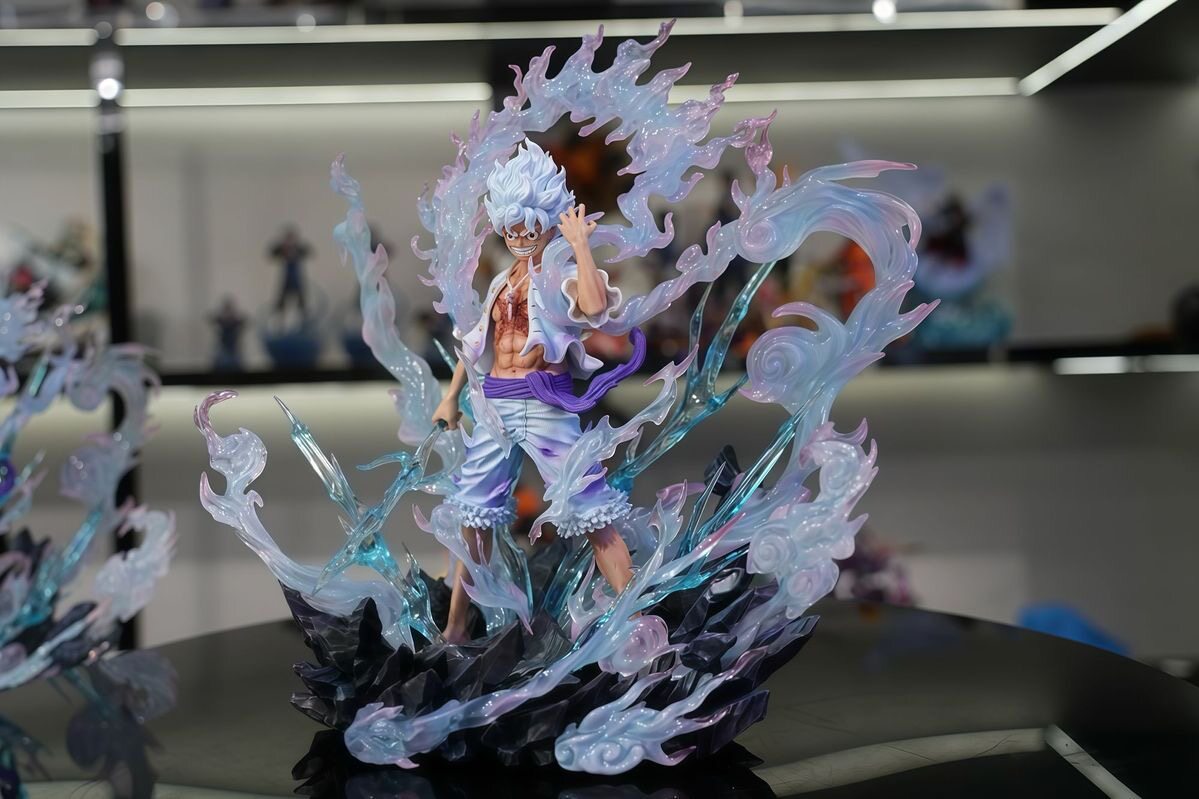 Luffy Nika Gear 5 Figure